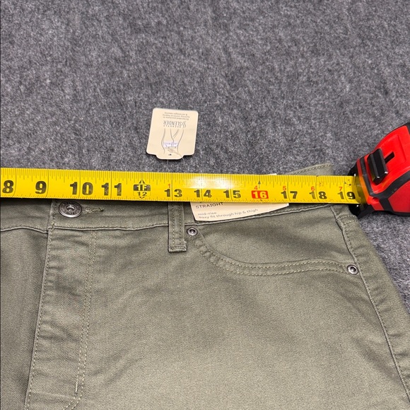 St. John Collection Olive Flare Jeans - Picture 8 of 9